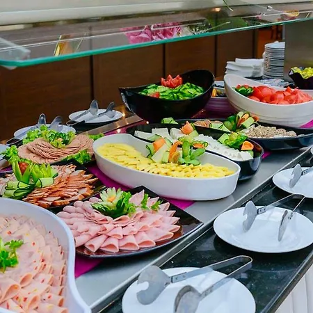 ماريا ريفاس 5* ساني بيتش