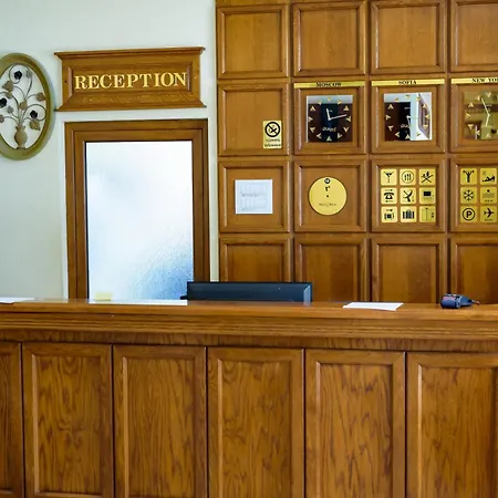 Хотел мария ревас