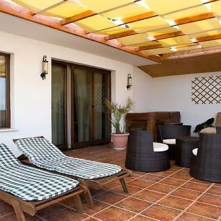 Хотел мария ревас