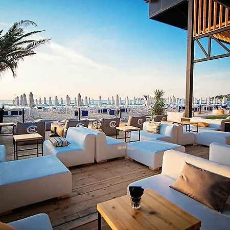 мария ревас Хотел Слънчев бряг