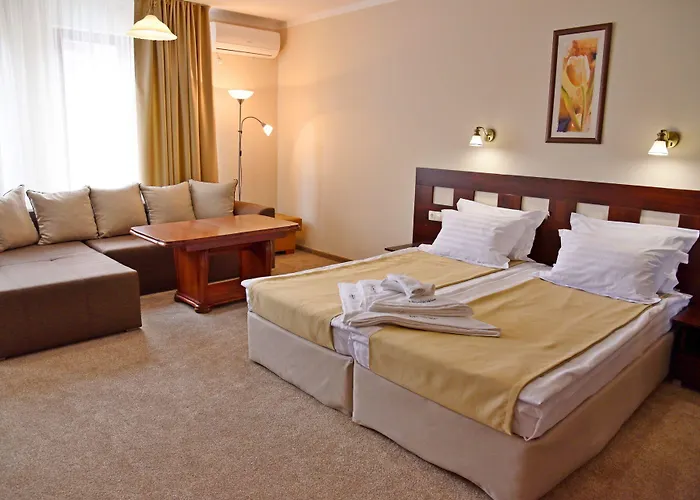 Отель Maria Revas