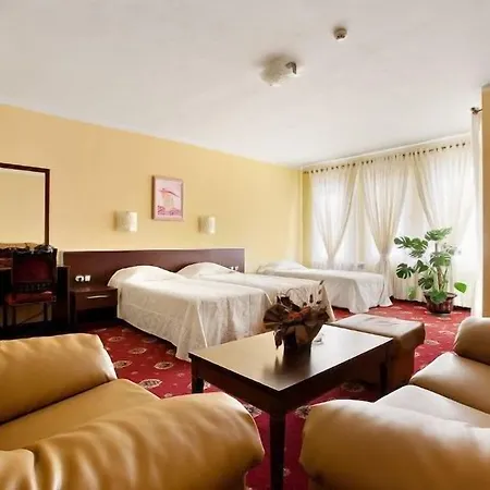 Otel Maria Revas