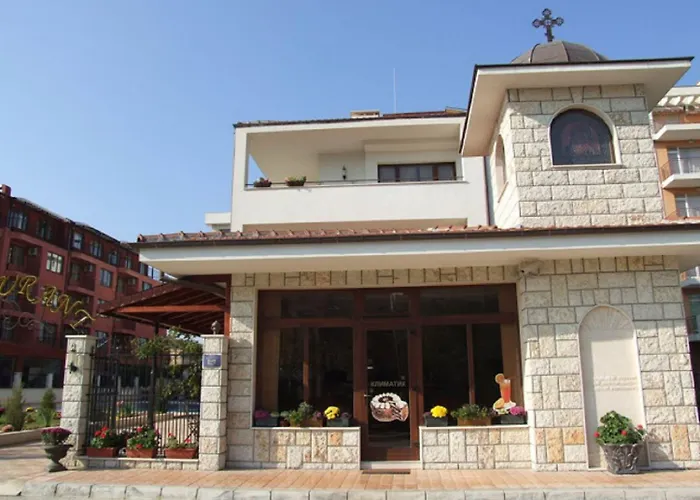 فندق Maria Revas 5*